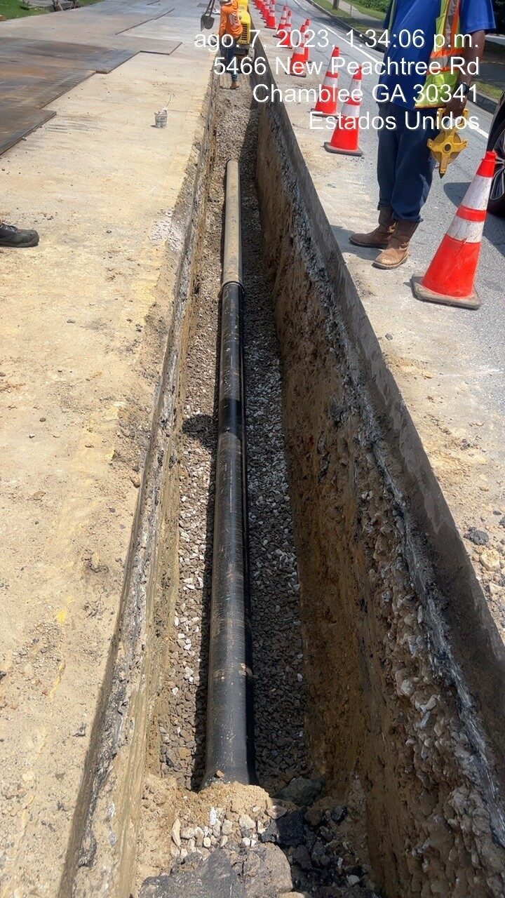 Open-cut sewer main installation (GSRR project).